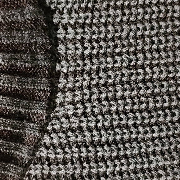 Rock & Republic Sweater XL NWT - Picture 2 of 4